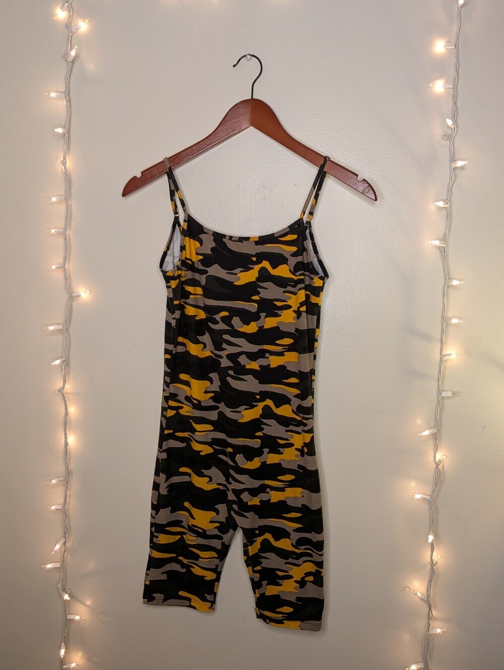 Feathers One-piece Camo Bodysuit Size S